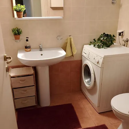 Апартаменты Anna's Flat No2- 2 Bedroom *